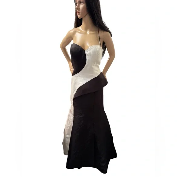 Jovani | Dresses | Jovani Strapless Black And White Gown | Poshmark